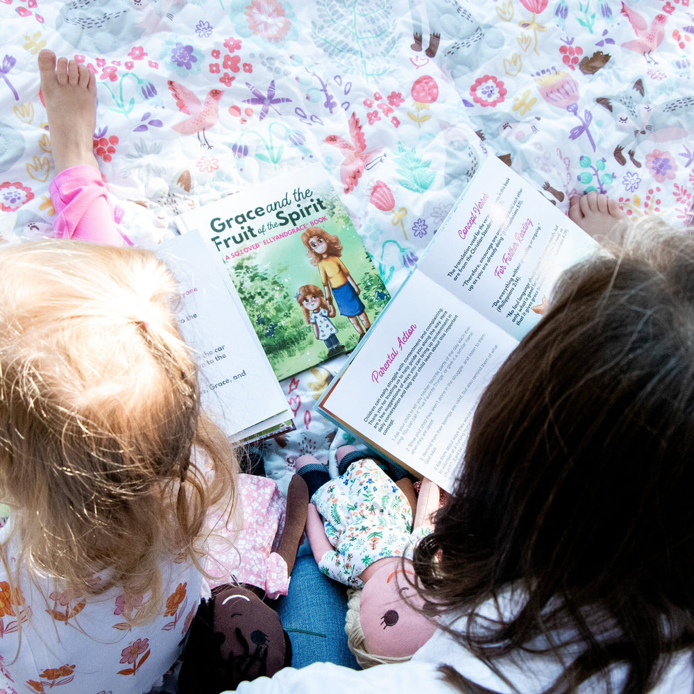 ellyandgrace BOOK "Grace & the Fruit of the Spirit" Book