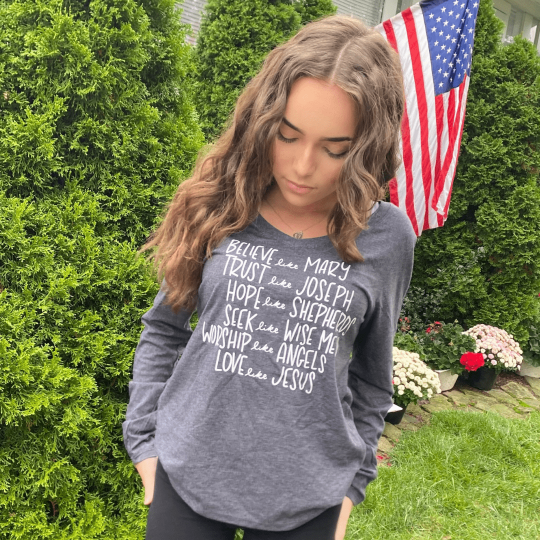 ellyandgrace LPC450VLS Believe like Mary Longsleeve V-Neck