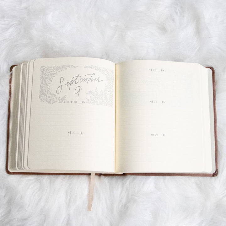 Hosanna Revival EG-5 YEAR JOURNAL ONE THING I ASK 5-YEAR PRAYER JOURNAL: EDINBURGH THEME