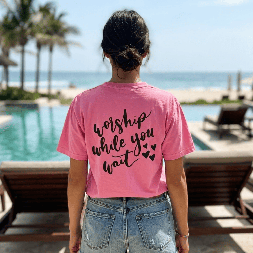 ellyandgrace 1717 Worship While You Wait Comfort Colors Unisex Shirt
