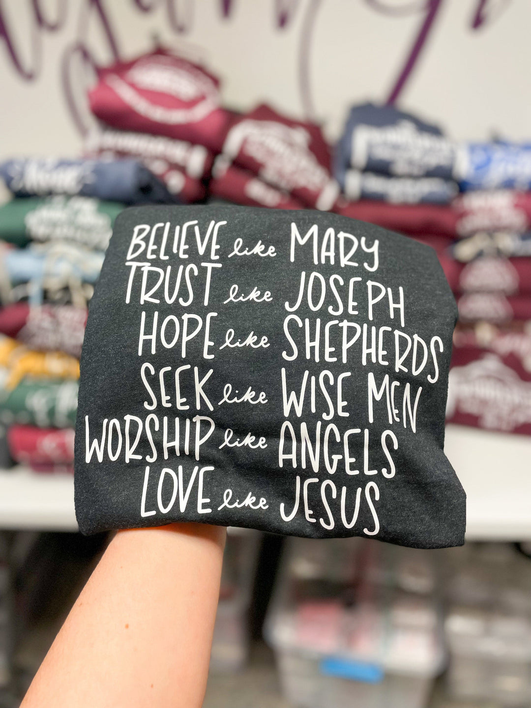 ellyandgrace 3001C Believe like Mary Unisex Shirt