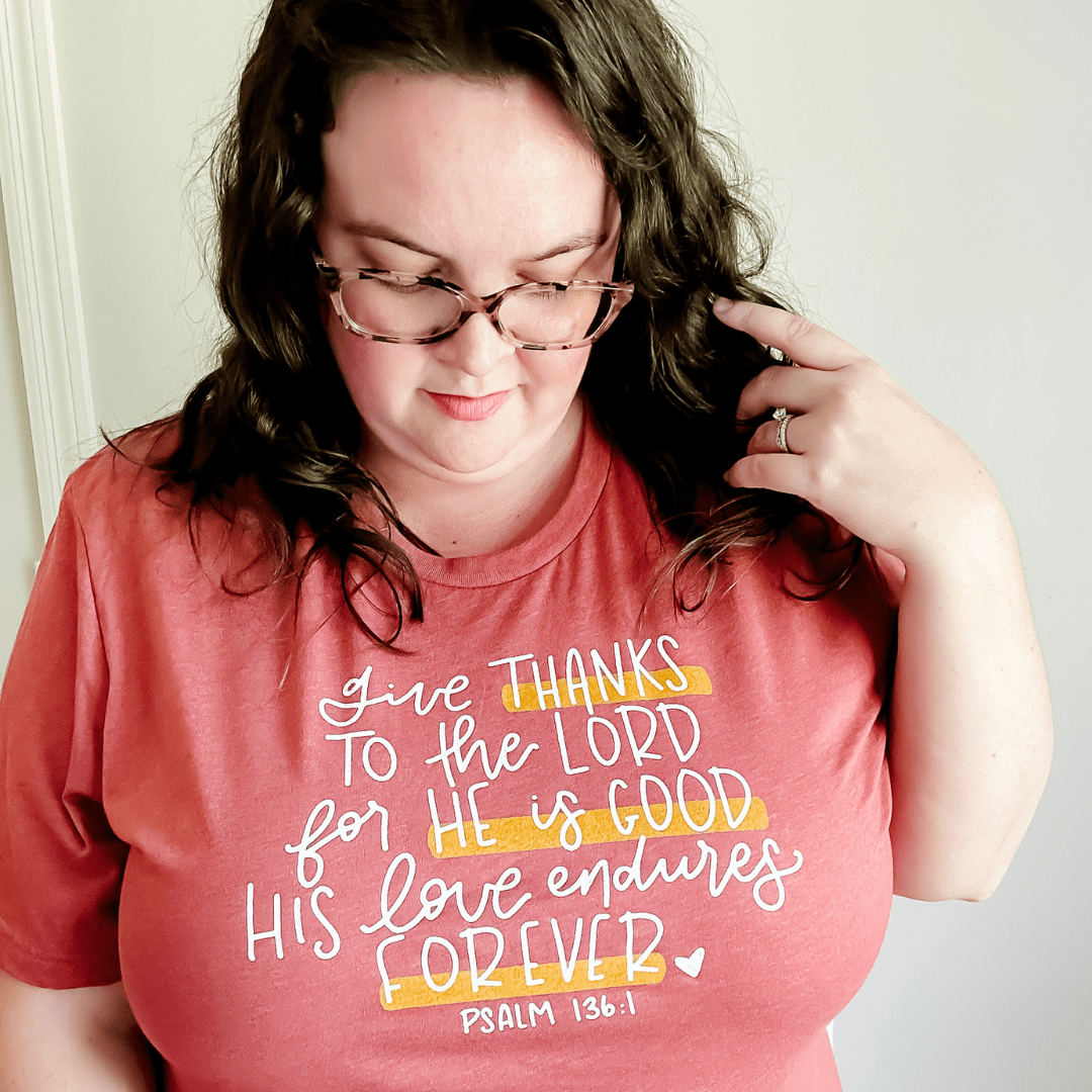 ellyandgrace 3001C Give Thanks to the Lord Multicolor Unisex Shirt