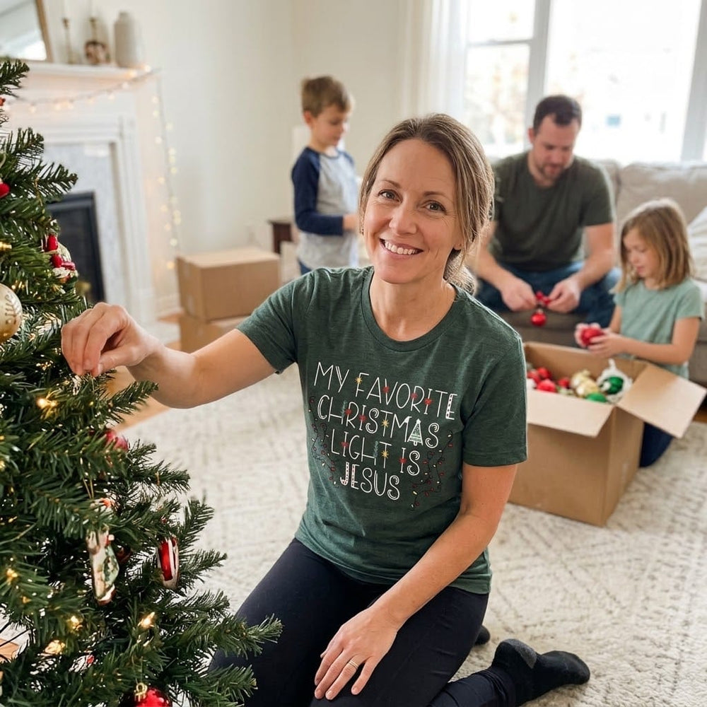 ellyandgrace 3001C My Favorite Christmas Light is Jesus Multicolor Unisex Shirt