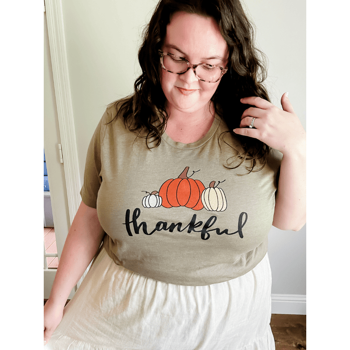 ellyandgrace 3001C Thankful Pumpkins Multicolor Unisex Shirt