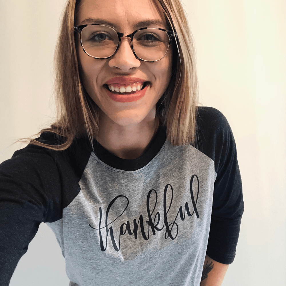 ellyandgrace 6051 Thankful Raglan