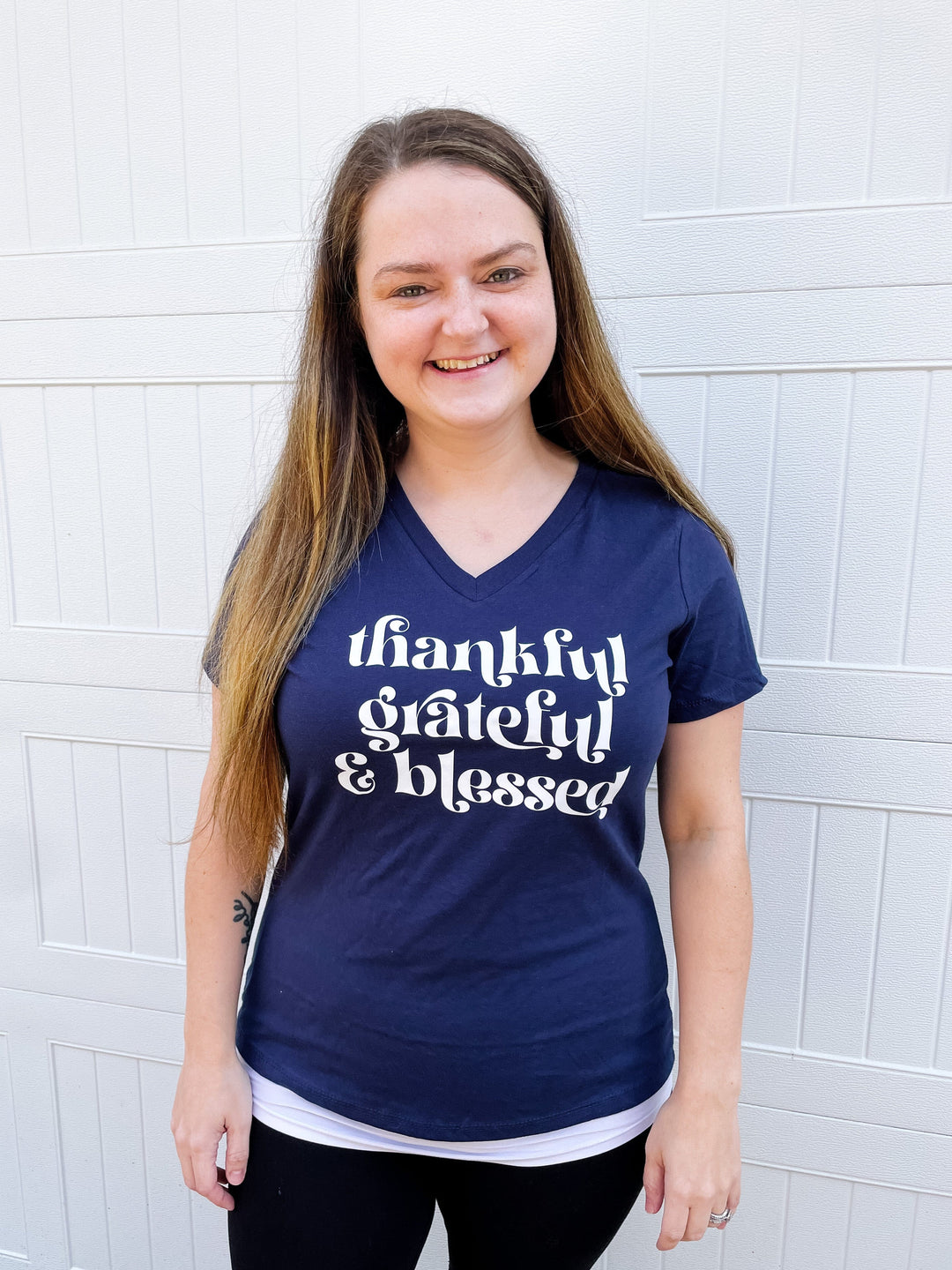 ellyandgrace 6405 Thankful Grateful & Blessed Relaxed Ladies Vneck