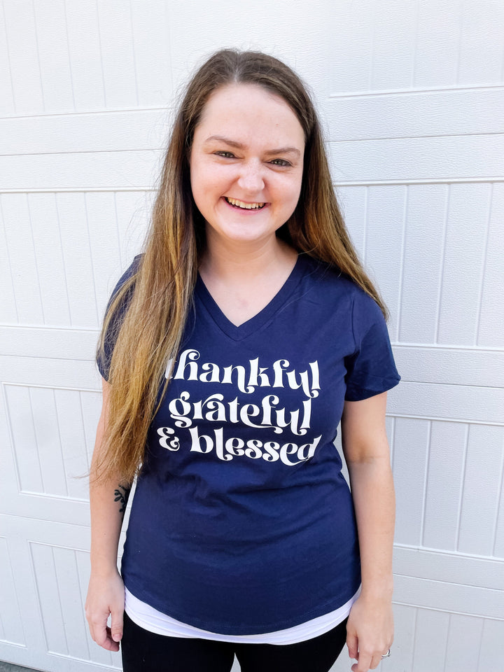 ellyandgrace 6405 Thankful Grateful & Blessed Relaxed Ladies Vneck