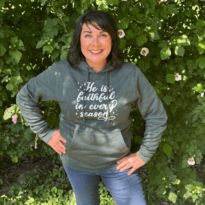 ellyandgrace DT1101 He is Faithful in Every Season Classic Hoodie