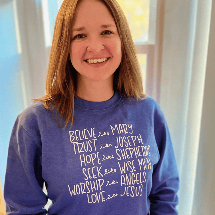 ellyandgrace DT6104 Believe like Mary Classic Sweatshirt