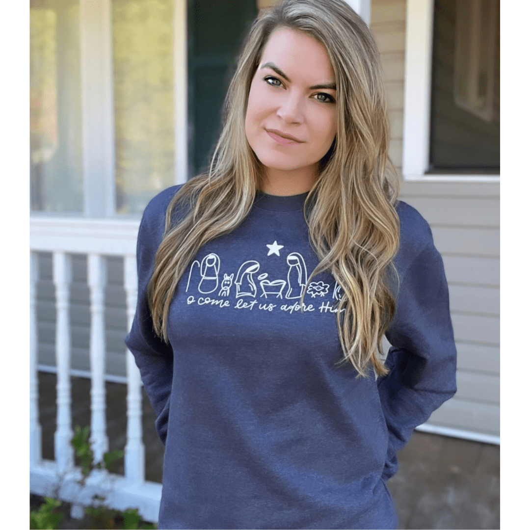 ellyandgrace DT6104 Manger O Come Let Us Adore Him Classic Sweatshirt